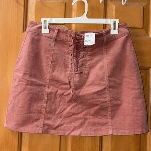 Trendy Brand New Lace-Up Pink Skirt🔥